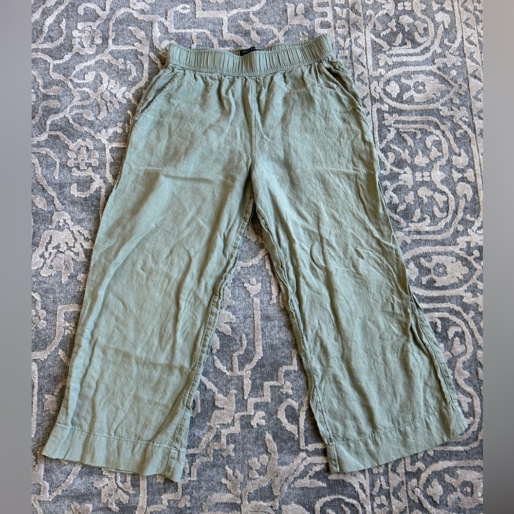 Mint green Tahari pants